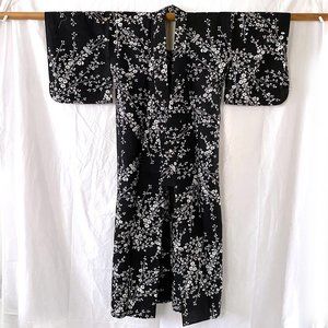Vintage Japanese Yukata Kimono - Black with White Wildflowers